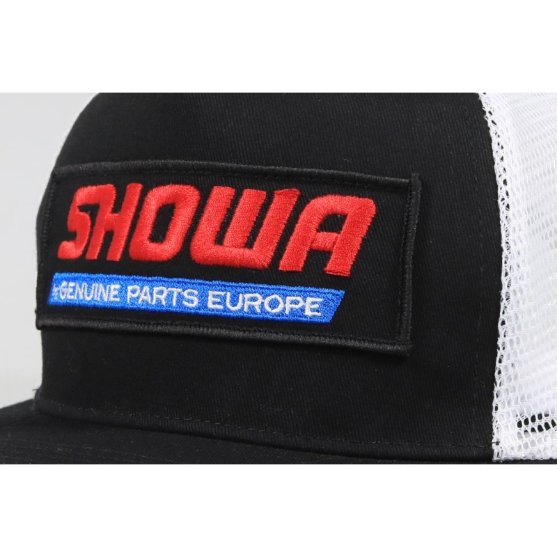 Casquette SHOWA trucker visière plate noire/blanche