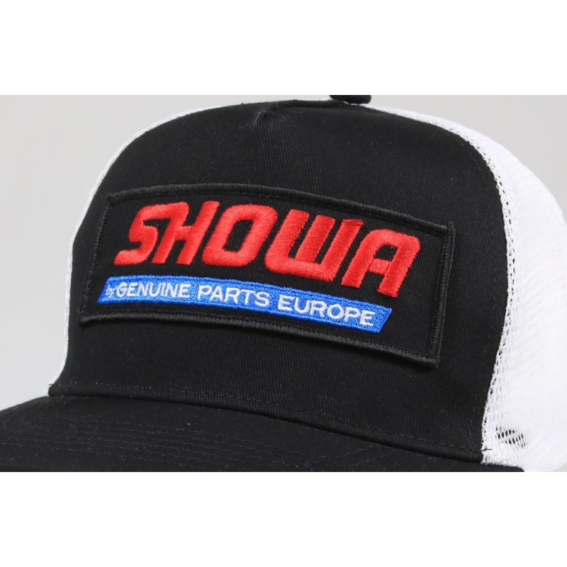 Casquette SHOWA trucker visière plate noire/blanche