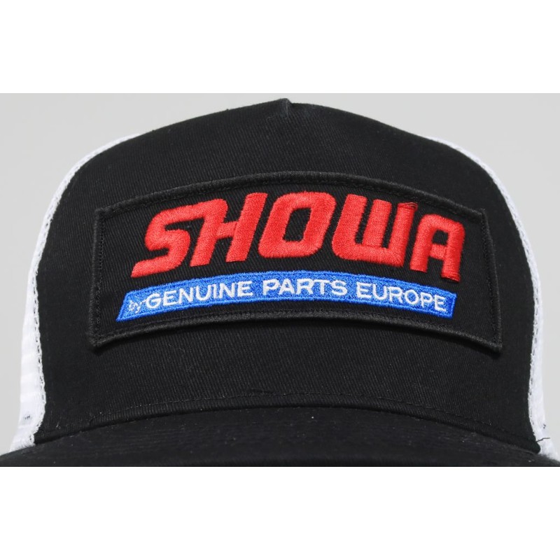 Casquette SHOWA trucker visière plate noire/blanche
