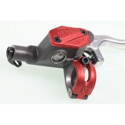 Maitre cylindre frein AV BRAKTEC rouge
