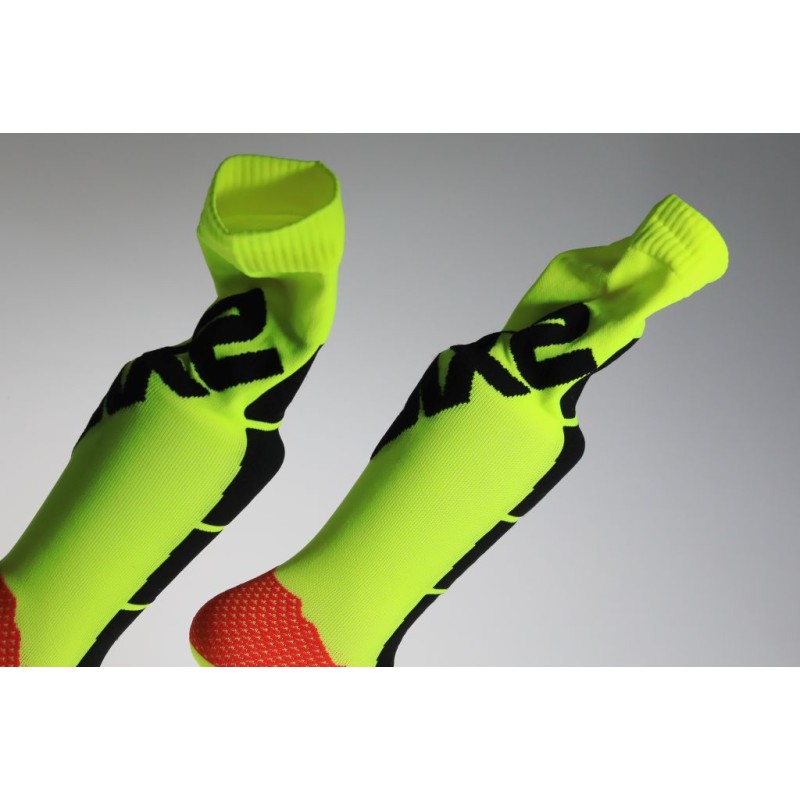 Chaussettes SIXS speed 2