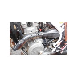 Protection coude échappement carbone SKC BETA evo 4t