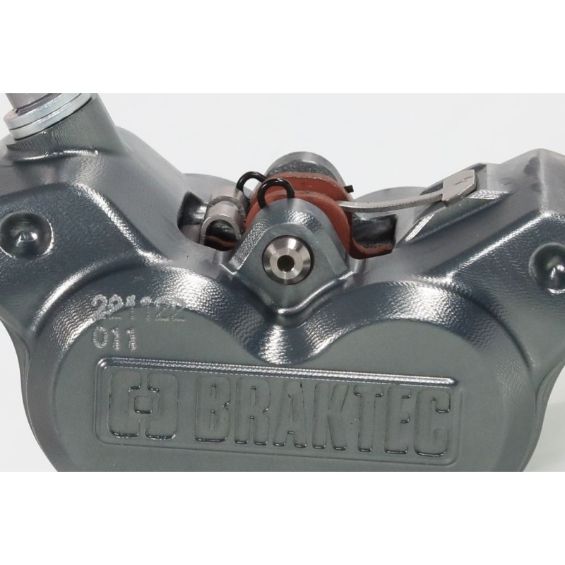 Etrier frein AV BRAKTEC monobloc 4 pistons titane rouge