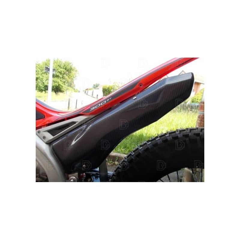 SKC BETA SINCRO Carbon Muffler Guard
