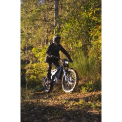 MOTO TRIAL EM ESCAPE SE 2027