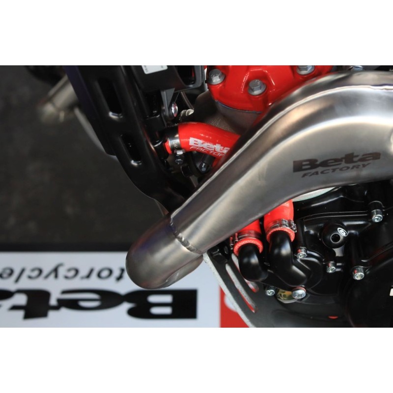 Durite eau BETA 2020-2022 evo 2t factory pompe/cylindre rouge