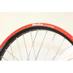 Autocollant cerceau de roue BETA rouge