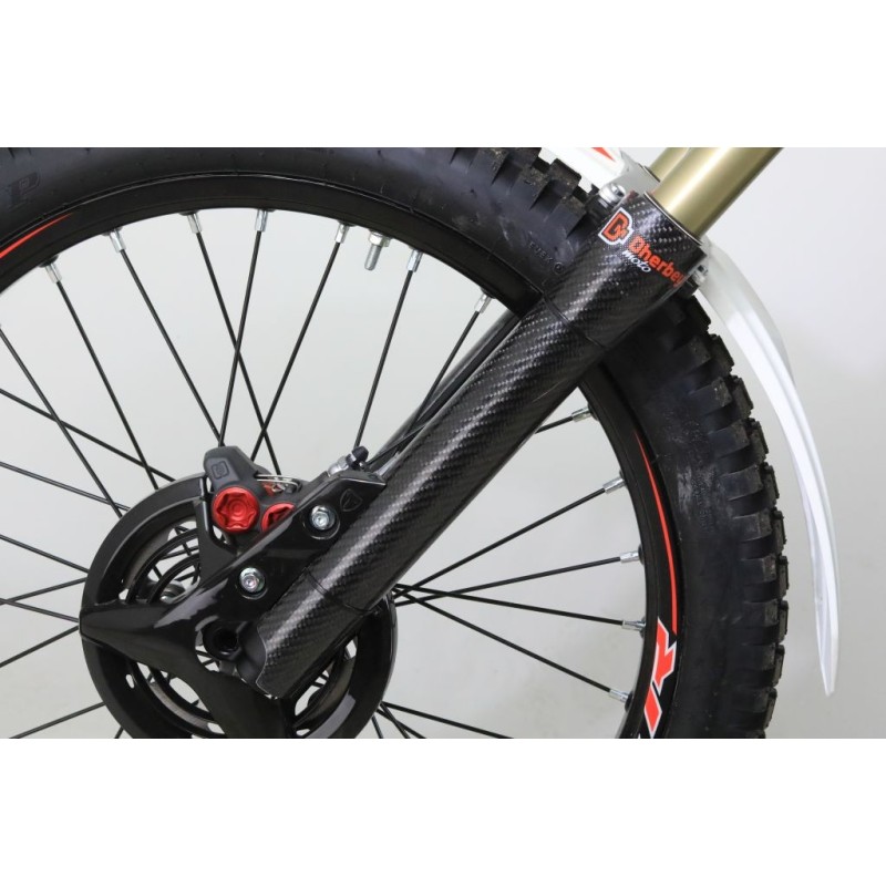 Protection fourche carbone DELAY universel