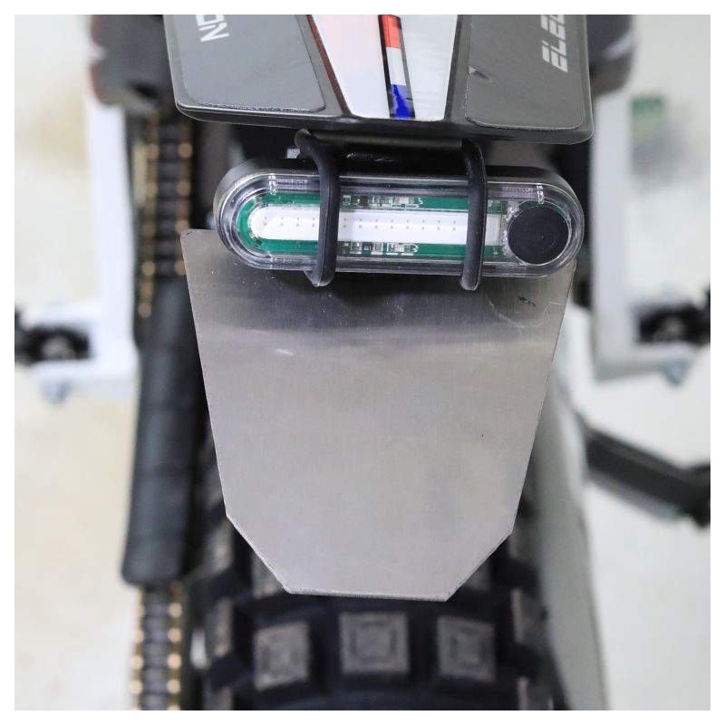 Feu arrière à led sans fil + support plaque ELECTRIC MOTION