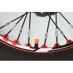 Bouchon valve TF silicone orange la paire