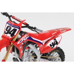 Miniature moto HONDA HRC CRF 450 R N°94 Ken Roczen 1/6e