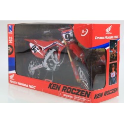 Miniature moto HONDA HRC CRF 450 R N°94 Ken Roczen 1/6e