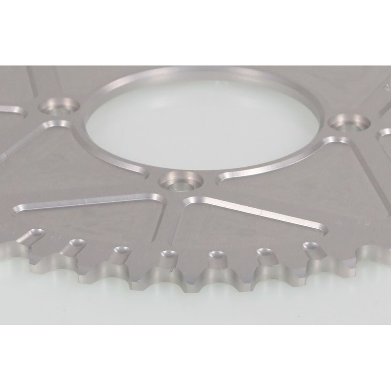 Couronne 4 trous fermée JITSIE alu 40 à 42 dents