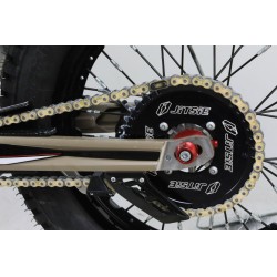 Couronne 4 trous fermée JITSIE noir 39 à 42 dents