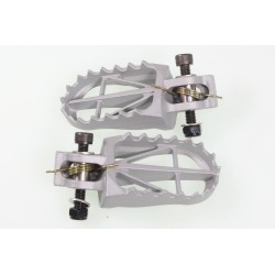 Repose pied acier JITSIE ratio 40° gris