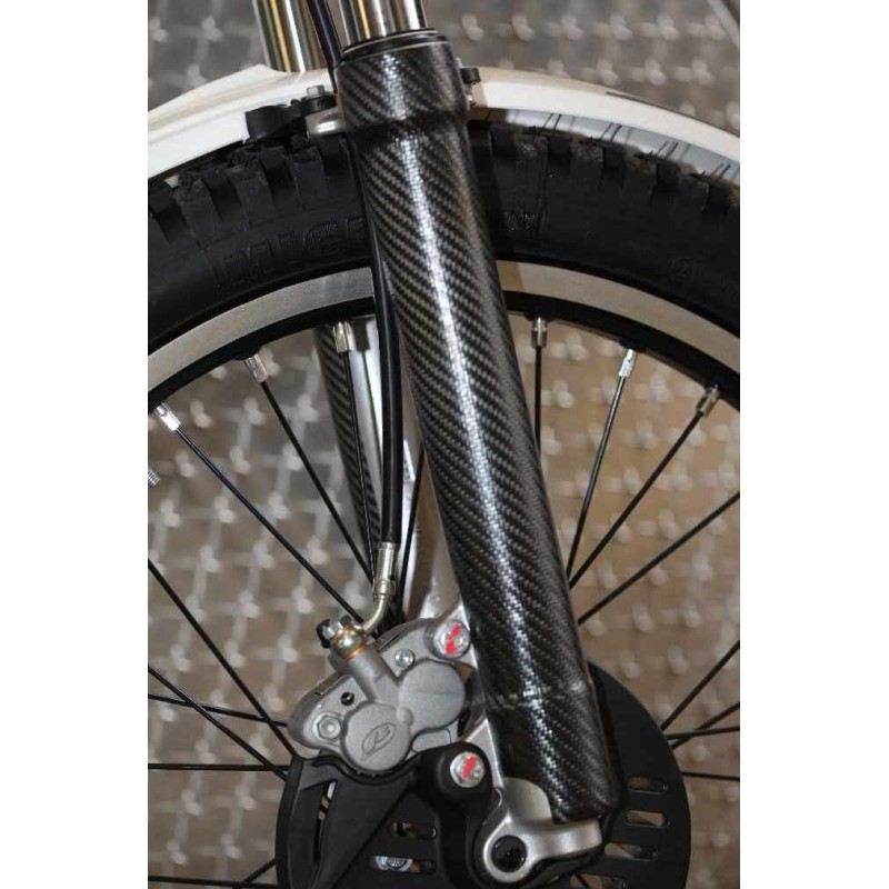 Protection fourche carbone JITSIE courte Type Paioli