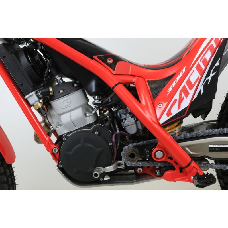 Protection cadre plastique JITSIE GASGAS 2011-2022 partie basse rouge