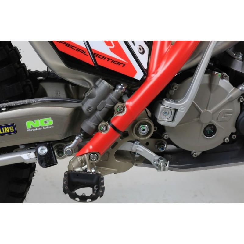 Protection cadre plastique JITSIE GASGAS 2011-2022 partie basse rouge