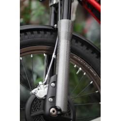 Protection fourche carbone JITSIE courte Type Marzocchi