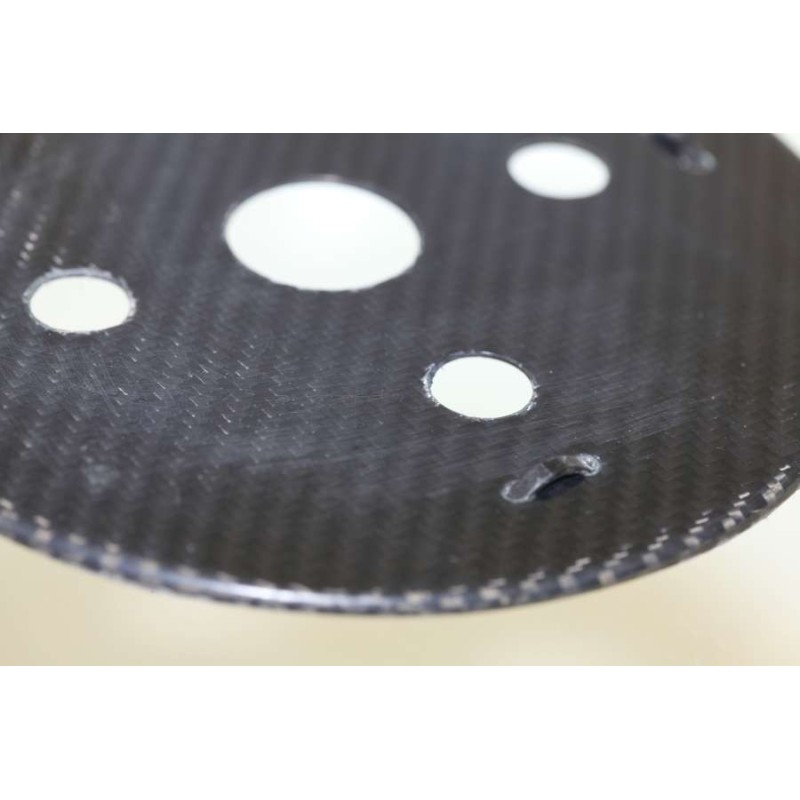 Protege couronne carbone SKC 4 trous universel