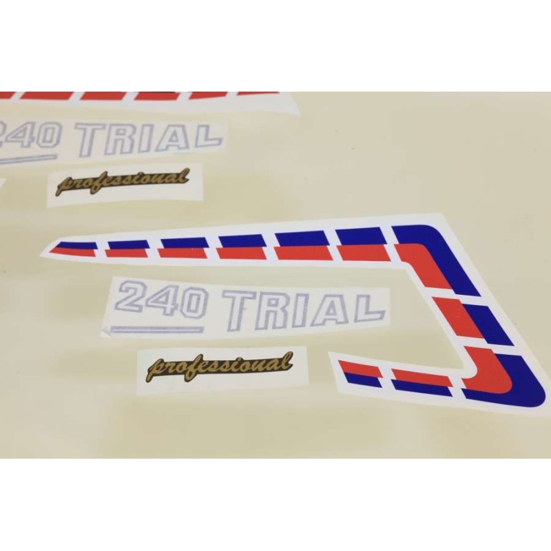 Autocollant cache lateral FANTIC 240 la paire