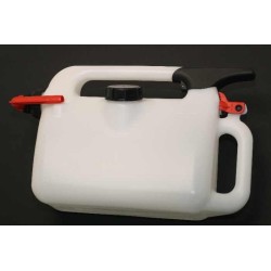 Jerrycan essence plastique...