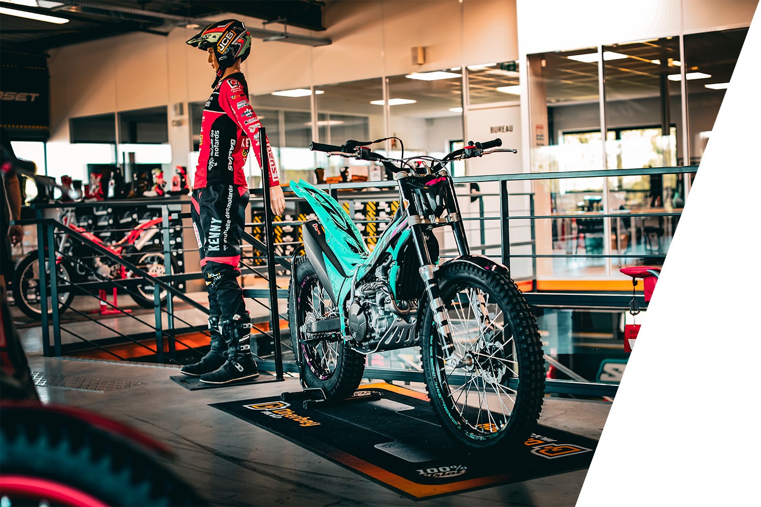 Motos, pièces et équipements de trial depuis 1977